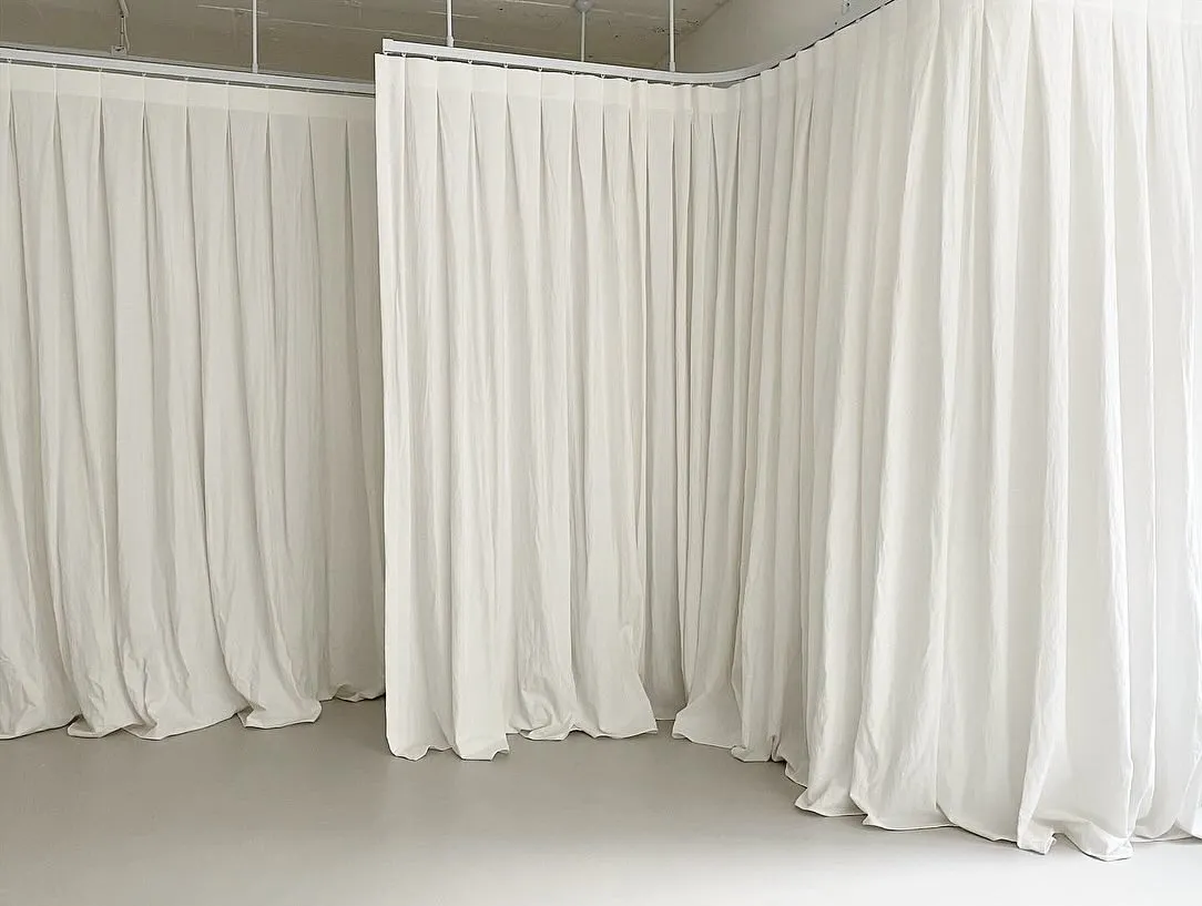 스튜디오 모프 역광으로 만든 부드러운 실루엣